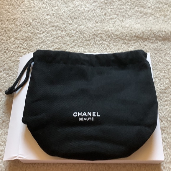 Accessories Chanel Makeup Pouch Poshmark